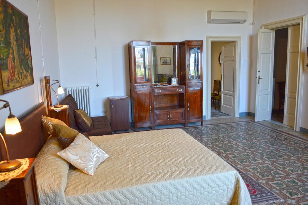 Palazzo Vallebona Gallipoli Εξωτερικό φωτογραφία