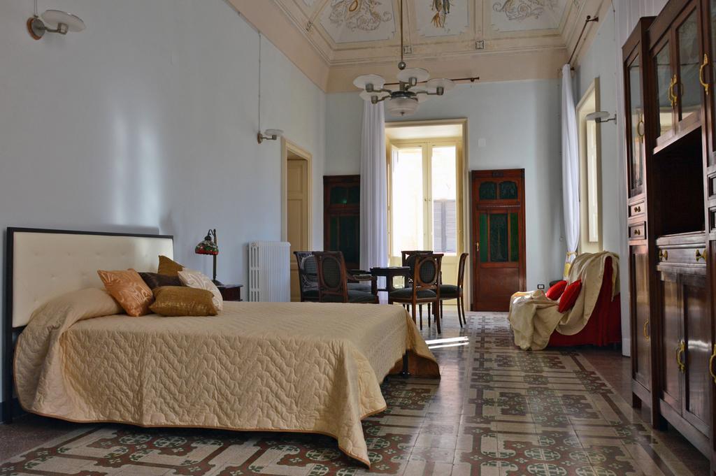 Palazzo Vallebona Gallipoli Εξωτερικό φωτογραφία